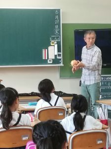 ふれあい授業の千野さんが講師